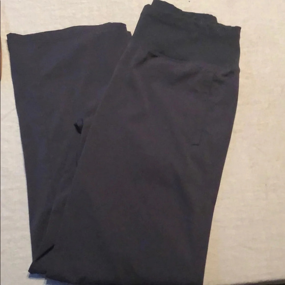 Lucy Bundle XS. 2 pants and top all EUC - Picture 7 of 8